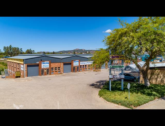 2,087M² WAREHOUSE TO LET IN RIVERSIDE INDUSTRIAL PARK